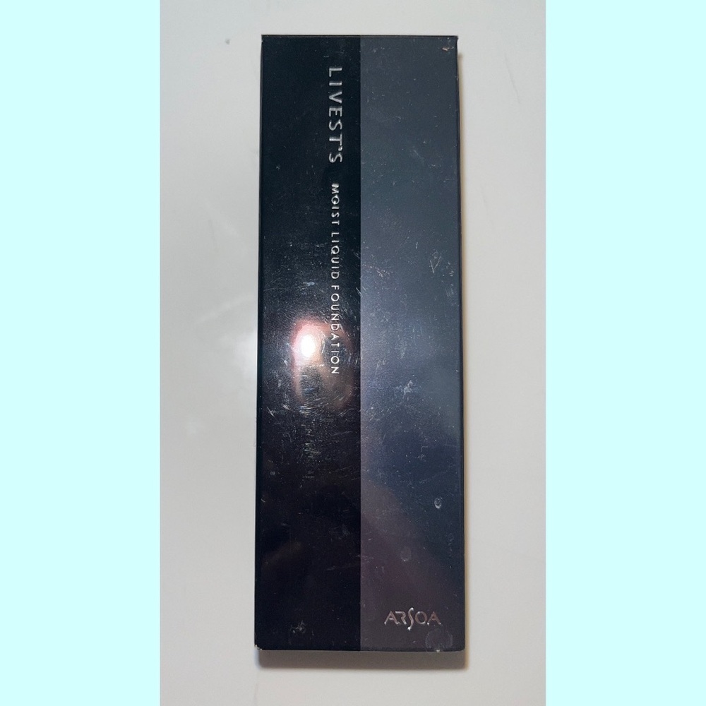 BRAND NEW SEALED AROSA LIVEST MOIST FOUNDATION